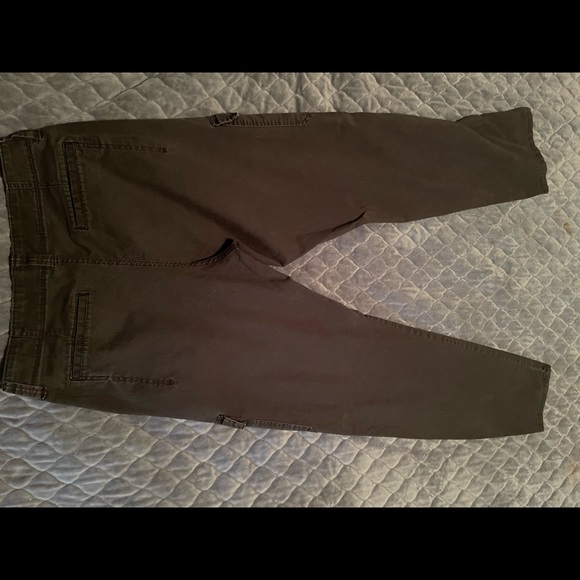 Wrangler 32x34 worn but in good condition. Steel color - Picture 4 of 4